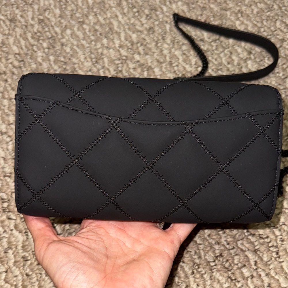 Tory Burch Chain Wallet - Picture 9 of 9
